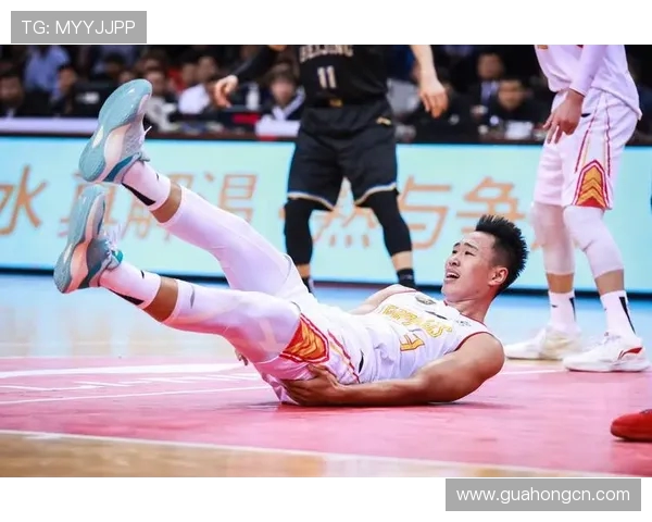 贺希宁:从青年才俊到篮球场上的闪耀明星之路